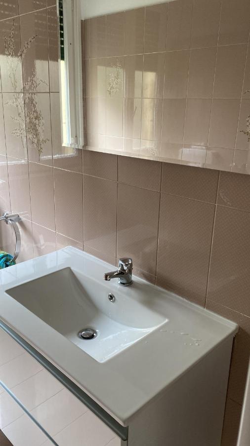 La Casa Di Andrea Grande Appartamento A Due Passi Dalle Spiagge ラッパロ エクステリア 写真